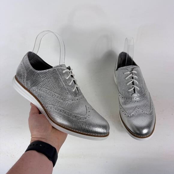 Cole Haan Grand.Os Oxford Shoes Womens 9 Metallic Silver Wingtip Lace-Up Comfort - Picture 1 of 10